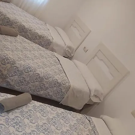 The Pelamio's Apts Apartamento